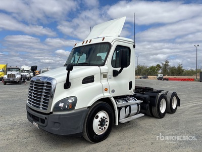 2016 Freightliner Cascadia 113 6x4 Cabeza Tractora Cabina Corta