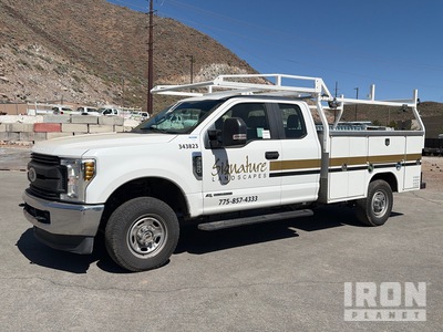2019 Ford F-250 XL 4x4 Extended Cab Utility Truck