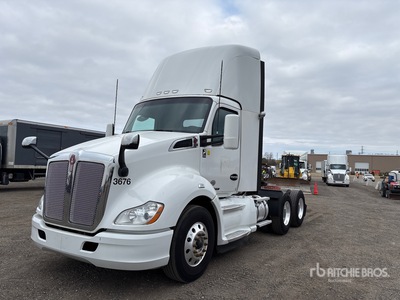 2020 Kenworth T680 6x4 T/A Day Cab Truck Tractor