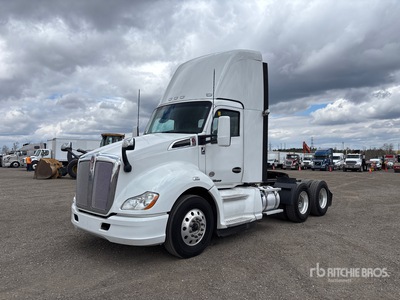 2020 Kenworth T680 6x4 T/A Day Cab Truck Tractor