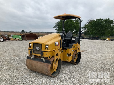 2022 (unverified) Cat CB4.0 Double Drum Roller