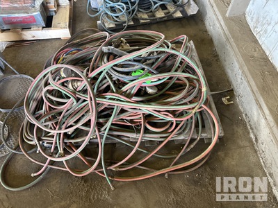 Quantity of Cutting Torch Hoses, Regulators & Cart ورش و مخازن متنوعة