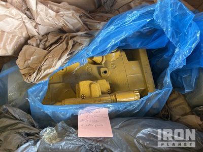 Tiger Cat 855 Main hydraulic pump Hydraulic Parts