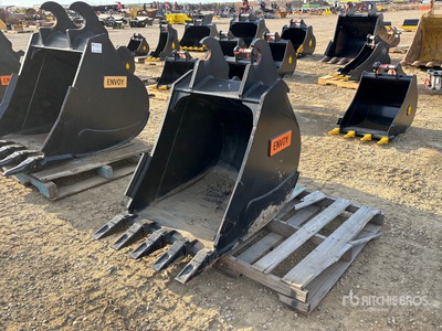 Envoy 28 in Q/C Digging Excavator Bucket