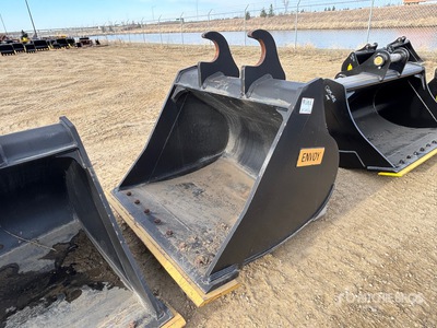 Envoy EX150S48 48 in Q/C Cleanup Excavator Bucket - Fits 16-20 ton Excavator