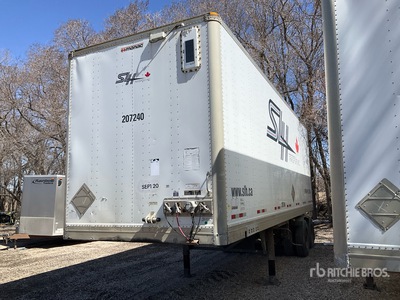 Manac 28 ft x 102 in T/A Gesloten aanhangwagen