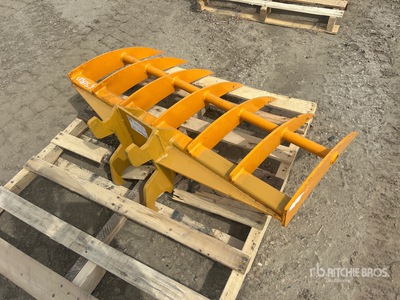 46 in Q/C Excavator Rake