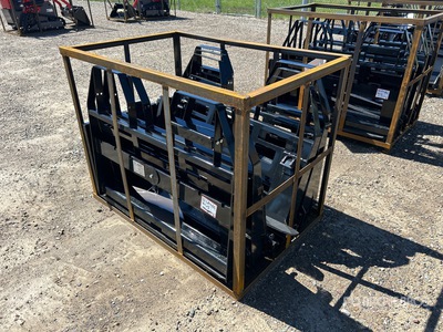 Quantity of (5) 2026 AGT JDCPF48-4400-FF 48 in Fourches pour chargeuses sur roues (Unused)