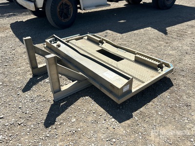 Magnum Poggiatesta - Fits Truck Tractor