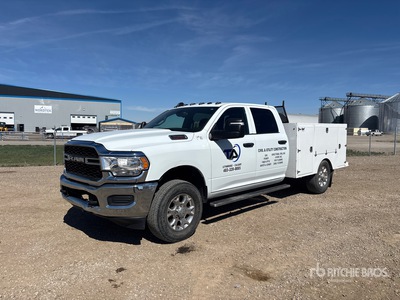 2023 Ram 3500 Heavy Duty 4x4 Utility Truck