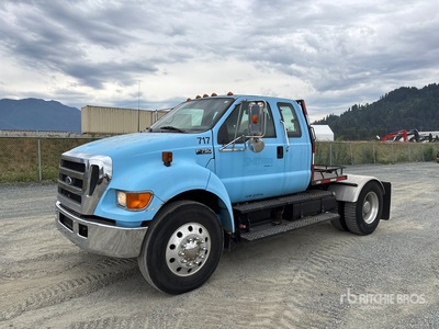 2005 Ford F-750 4x2 S/A Day Cab Truck Tractor