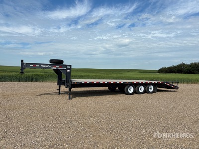 2011 Trailtech 30 ft Tri/A Gooseneck フラットベッドトレーラー
