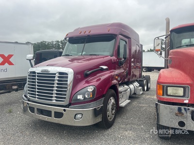 2018 Freightliner Cascadia 125 6x4 Sleeper Truck Tractor (Inoperable)
