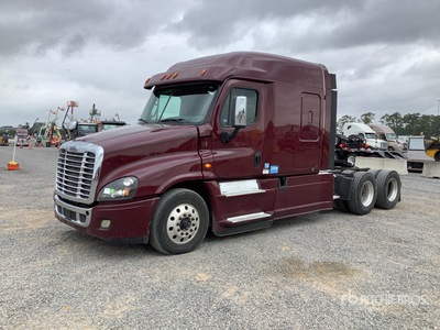 2018 Freightliner Cascadia 125 6x4 T/A Sleeper Truck Tractor
