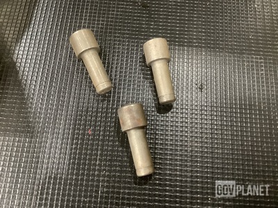 (88) Daimler 4062650547 Groove Headed Pins