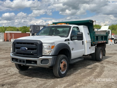 2016 Ford F-550 XL 4x2 Camion à benne