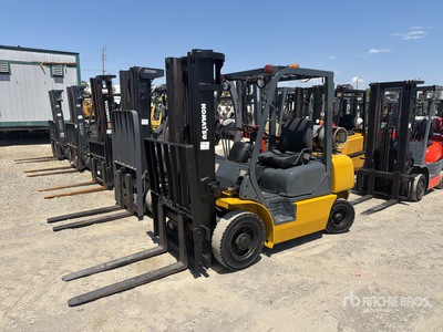 Komatsu FG25-T1P-12 4790 lb Forklift
