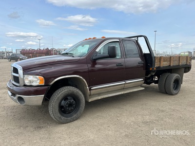 2004 Dodge Ram 3500 4x4 Crew Cab Flatbed Truck