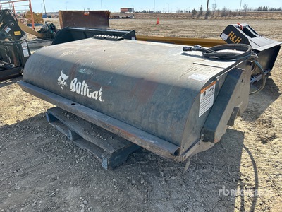 Bobcat 72 in Balayeuse pour chargeuse à différentiel