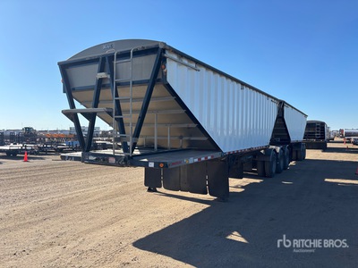 2015 Doepker 27 ft Super B-Train Lead Grain Trailer