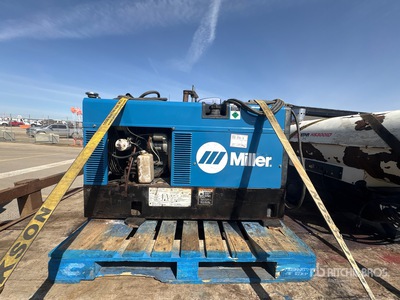 Multi-Operator Welder