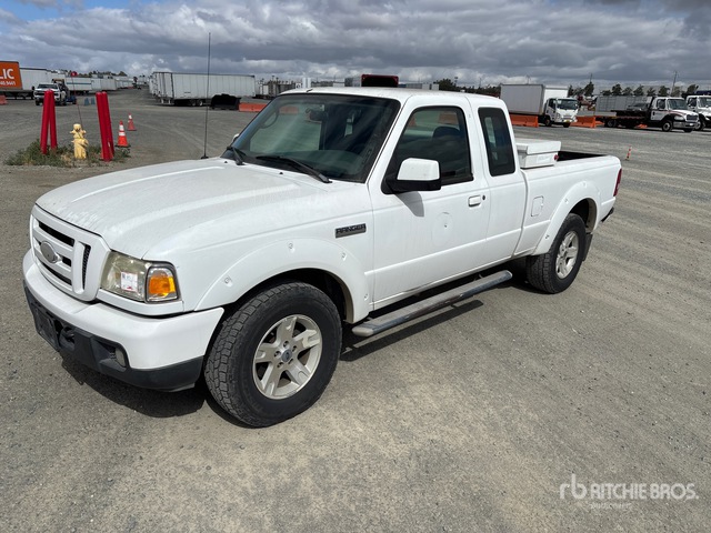 2006 Ford Ranger FX4 4x4 Extended Cab Pickup