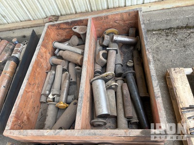Quantity of excavator pins
