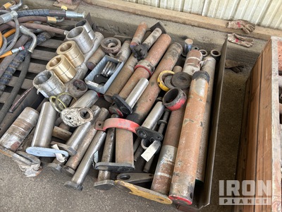 Quantity of excavator pins