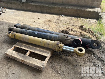 Quantity of (3) Cat 330 Hydraulic Cylinders