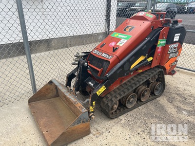 2021 Ditch Witch SK600 Oruga cargadora compacta
