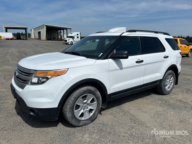 2013 Ford Explorer AWD SUV