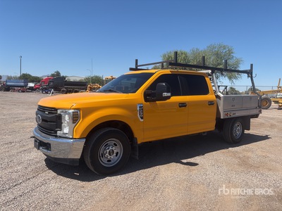 2019 Ford F-250 XL 4x2 Crew Cab Flatbed Truck