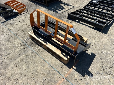 2025 ARTEER PF-42L 42 in Skid Steer Forks (Unused)