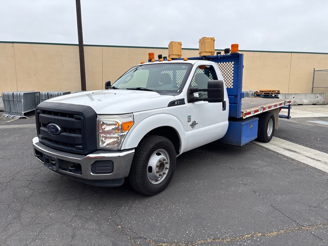 2016 Ford F-350 XL 4x2 Flatbed Truck 2016 Ford F-350 XL 4x2 Flatbed Truck
