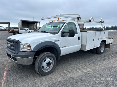 2006 Ford F-450 XL 4x2 Camión Utilitario