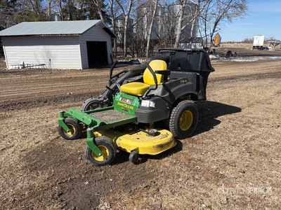 2014 John Deere Z445 Zero-Turn Lawn Mower