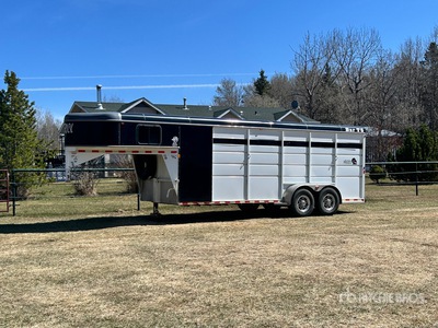 2017 C&B Quality trailer works Mavericks 20 ft T/A Livestock Trailer