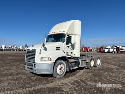 2015 Mack CXU613 6x4 T/A Day Cab Truck Tractor