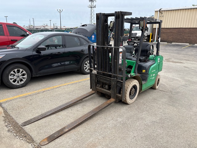 2016 Mitsubishi FG25N 4500 lb Pneumatic Tire Forklift