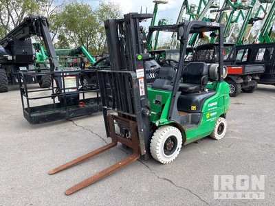 2016 Mitsubishi FG18NGLP 2550 lb 4x2 Rough Terrain Forklift