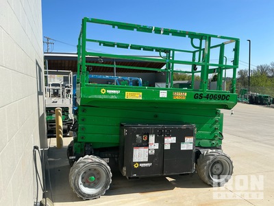 2016 Genie GS-4069DC Electric Scissor Lift