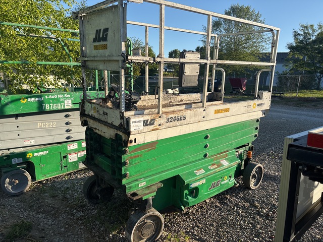 2018 JLG 3246ES Electric Scissor Lift 2018 JLG 3246ES Electric Scissor Lift