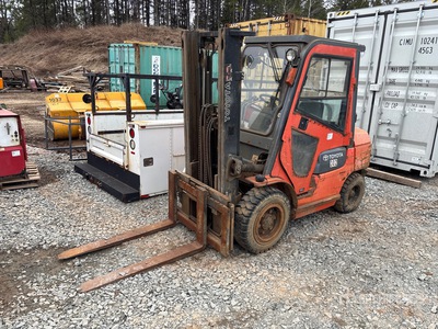 2005 Toyota 7FGU32 6020 lb Pneumatic Tire Forklift