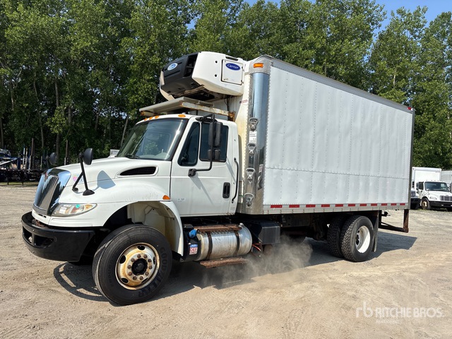 2017 International 4300 SBA 4X2 4x2 Refrigerated Truck