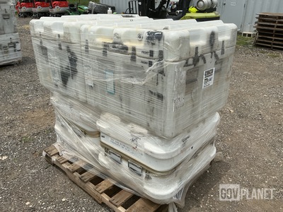 (4) Storage Cases
