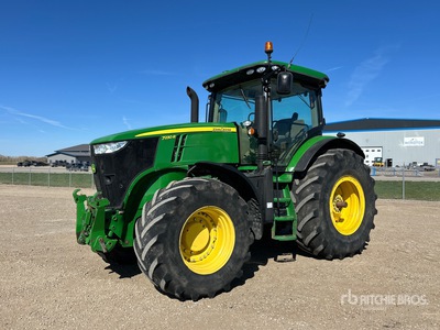 2013 John Deere 7230R 4WD Tractor Agrícola