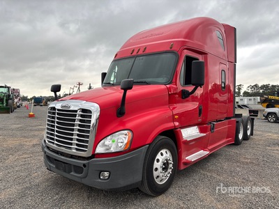 2018 Freightliner Cascadia 125 6x4 تراكتور شاحنة كابينة النوم (ثنائية المحور)