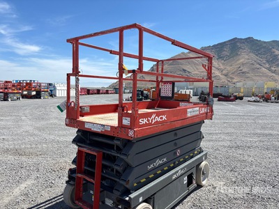 2016 Skyjack SJIII4632 Electric Scissor Lift