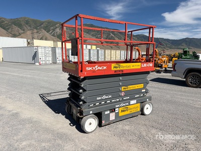 2017 Skyjack 4740 Electric Scissor Lift