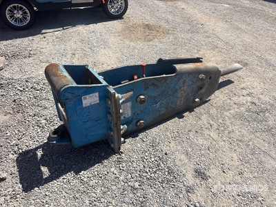 2015 Okada TOP60 20 in Hydraulic Breaker